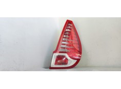 PILOTO TRASERO DERECHO 265500013R 