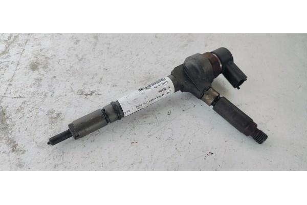 Recambio de inyector para opel astra h berlina enjoy referencia OEM IAM 0445110175  