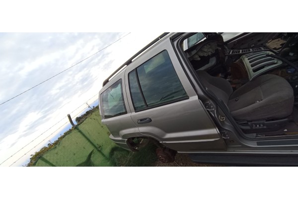 Recambio de puerta trasera derecha para jeep gr.cherokee (wj/wg) 3.1 td cat referencia OEM IAM   
