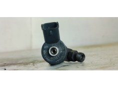 Recambio de inyector para renault scenic ii emotion referencia OEM IAM 0445110110B  