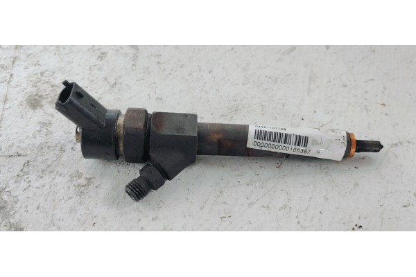 Recambio de inyector para renault scenic ii emotion referencia OEM IAM 0445110110B  
