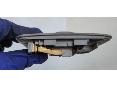 Recambio de luz interior para mitsubishi l 200 (ka0/kb0) raging bull referencia OEM IAM MR748283  