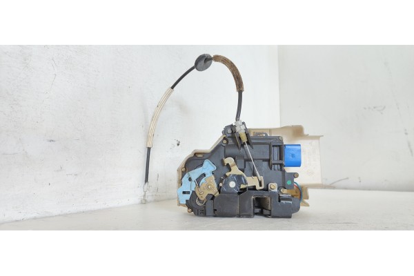 Recambio de cerradura puerta delantera izquierda para volkswagen touareg (7la) tdi r5 referencia OEM IAM   