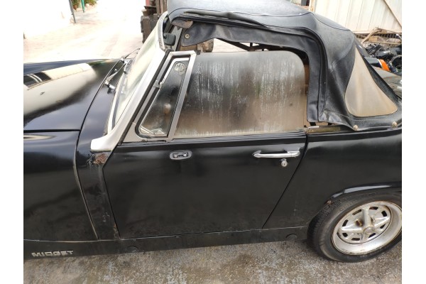 Recambio de puerta delantera izquierda para mg midget 1500 referencia OEM IAM   