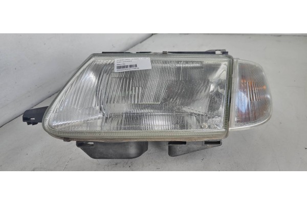 Recambio de faro izquierdo para citroen saxo 1.5 diesel referencia OEM IAM 88201760  