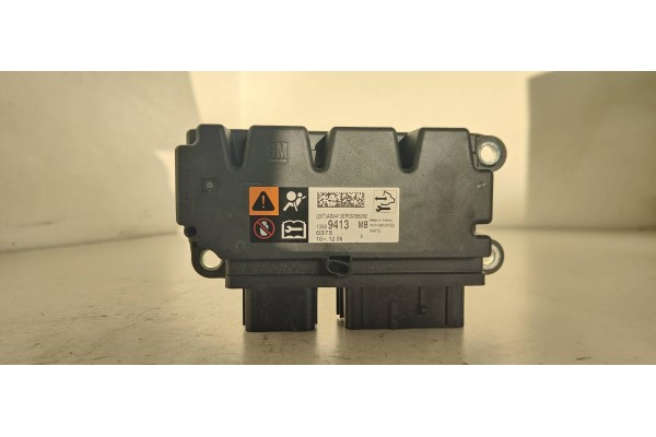 Recambio de centralita airbag para opel astra j lim. 1.7 16v cdti referencia OEM IAM 13589413  
