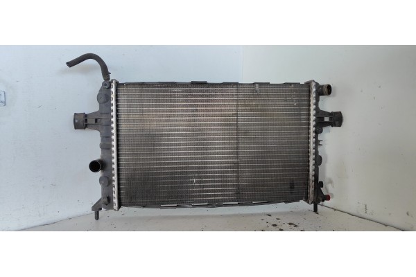 Recambio de radiador agua para opel astra g berlina comfort referencia OEM IAM 90570728  
