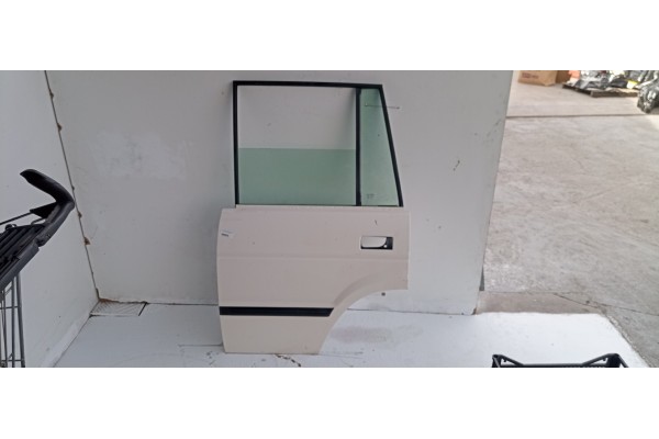 Recambio de puerta trasera izquierda para land rover discovery (salljg/lj) 2.5 turbodiesel referencia OEM IAM   