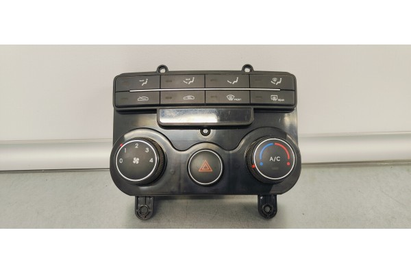 Recambio de mando climatizador para hyundai i30 1.6 crdi 115 referencia OEM IAM 972502L170  