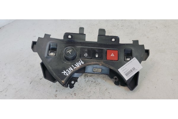 Recambio de warning para peugeot partner kombi 1.6 hdi 110 fap referencia OEM IAM 9680932177  