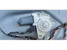 Recambio de elevalunas trasero izquierdo para mercedes-benz clase b (w245) 2.0 cdi cat referencia OEM IAM A1697301579  