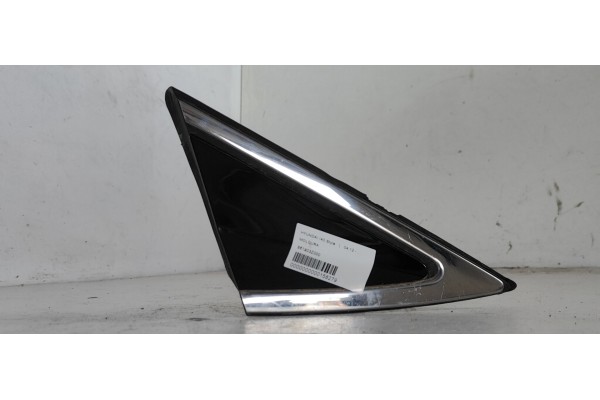 Recambio de moldura para hyundai i40 style referencia OEM IAM 861903Z000  