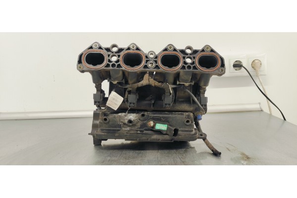Recambio de colector admision para citroen xsara berlina 1.6i 16v exclusive referencia OEM IAM 9635885080  