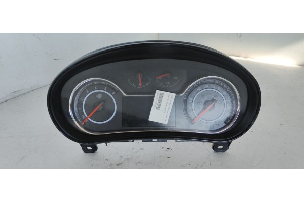 Recambio de cuadro instrumentos para opel insignia berlina excellence referencia OEM IAM 23398019  