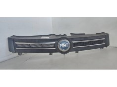 Recambio de rejilla delantera para fiat panda (169) 1.2 cat referencia OEM IAM 735353899  