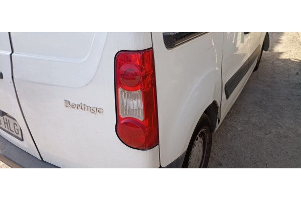 Recambio de piloto trasero derecho para citroen berlingo station wagon xtr referencia OEM IAM   