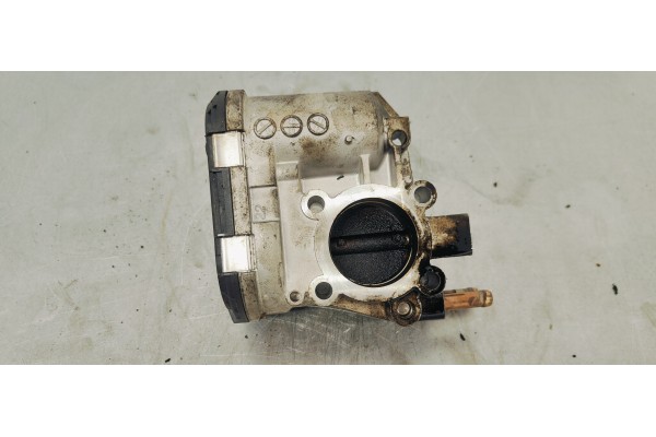 Recambio de caja mariposa para opel corsa c club referencia OEM IAM 0280750044  