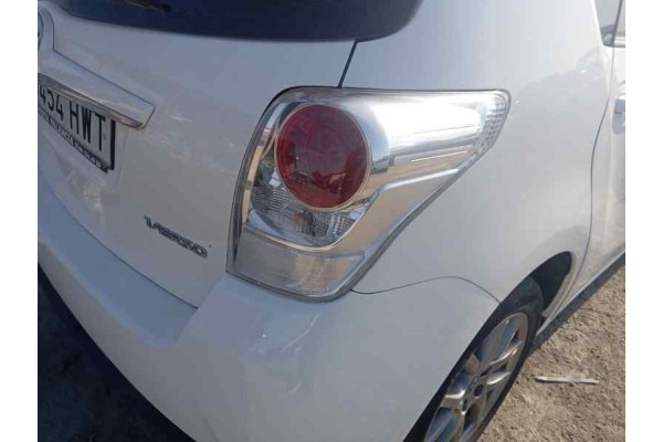 Recambio de piloto trasero derecho para toyota verso 1.6d4d 112 fap referencia OEM IAM   