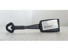Recambio de enganche cinturon delantero izquierdo para audi a4 berlina (8e) 1.9 tdi (96kw) referencia OEM IAM 8E0857755C  