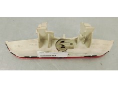 Recambio de luz central de freno para mazda 3 berlina (bk) 2.0mzcd 143 fap referencia OEM IAM P3591  
