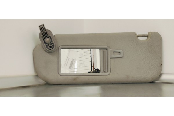 Recambio de parasol izquierdo para hyundai i30 (gd) 1.6 crdi 110 fap referencia OEM IAM   