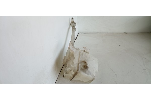 Recambio de deposito limpia para mitsubishi outlander (cw0) 2.0 di-d intense plus referencia OEM IAM E4010026 HLC37056 