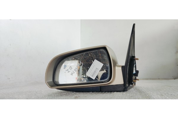 Recambio de retrovisor izquierdo para hyundai sonata (nf) 2.0crdi 140 fap referencia OEM IAM E4012273  