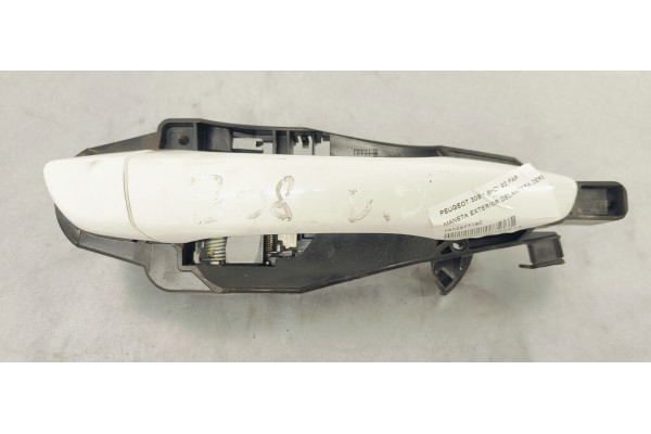 Recambio de maneta exterior delantera derecha para peugeot 308 1.6hdi 92 fap referencia OEM IAM 9802977180  