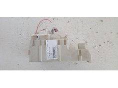 Recambio de caja reles / fusibles para toyota rav 4 (a2) 2.0 turbodiesel cat referencia OEM IAM 8273342081 4G020180 
