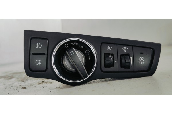 Recambio de mando luces para hyundai i40 i40 berlina fase 2 referencia OEM IAM 933003Z200  