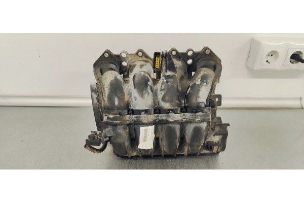 Recambio de colector admision para citroen xsara berlina 1.6i 16v exclusive referencia OEM IAM 9635885080  