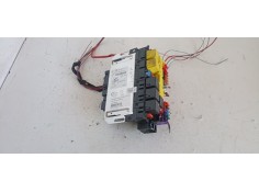 CAJA RELES / FUSIBLES A0285459832 05045113 