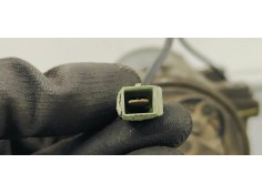 Recambio de compresor aire acondicionado para audi a4 berlina (b5) 1.9 tdi referencia OEM IAM 8D0260805D  