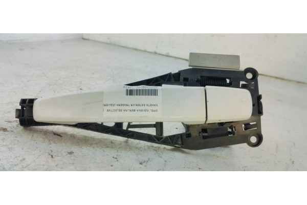 Recambio de maneta exterior trasera izquierda para opel insignia berlina selective referencia OEM IAM   