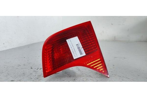 Recambio de piloto trasero derecho interior para audi a4 berlina (8e) 2.0 tdi referencia OEM IAM   