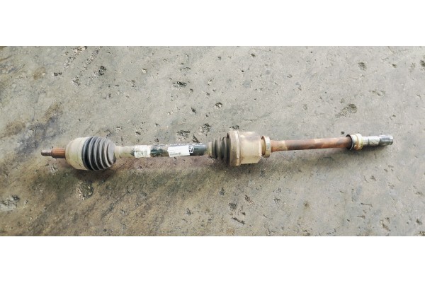 Recambio de transmision delantera derecha para renault laguna iii dynamique referencia OEM IAM 8200618168  