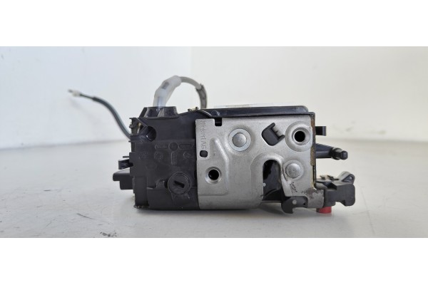 Recambio de cerradura puerta trasera izquierda para citroen c4 lim. 1.6 hdi fap referencia OEM IAM 9685351980  