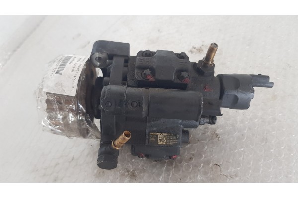 Recambio de bomba inyeccion para renault scenic ii 1.5dci 105 referencia OEM IAM 8200430599  
