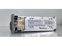 Recambio de sistema audio / radio cd para renault scenic ii emotion referencia OEM IAM 8200300860B  