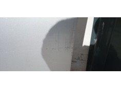 Recambio de puerta delantera izquierda para land rover discovery 2.7 td v6 cat referencia OEM IAM   