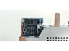 Recambio de sistema audio / radio cd para renault scenic ii emotion referencia OEM IAM 8200300860B  